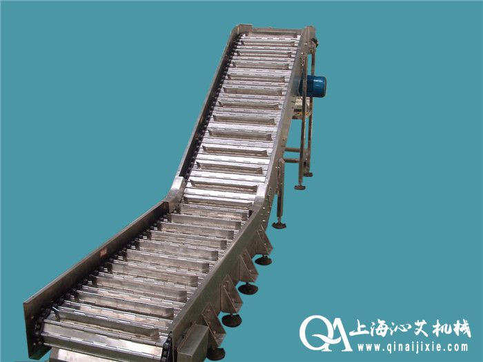 擋板式爬坡輸送機(jī).jpg